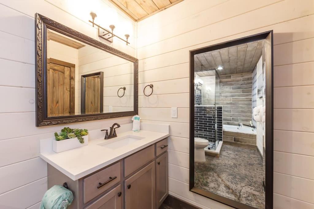 Romantic A-Frame Private Hottub Firepit Neargsmnp เซอเวียร์วีล ภายนอก รูปภาพ